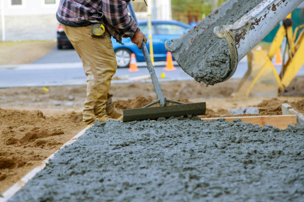 Best Concrete Installation Cost  in Isanti, MN